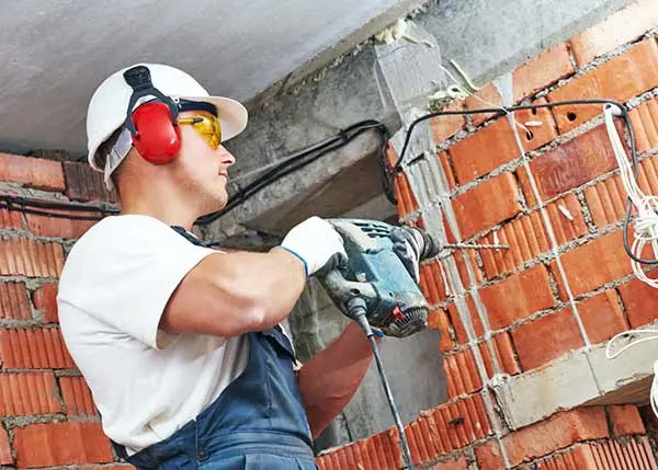 Bouwafval dat vrijkomt tijdens het klussen